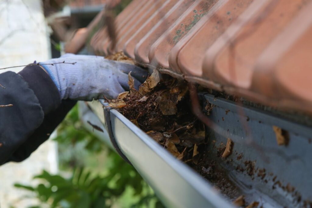 How to prevent roof collapse from snow​